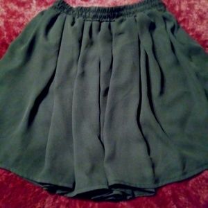 S K A T E R. S K I R T